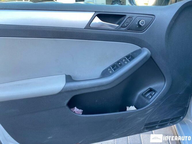 volkswagen Jetta 2012