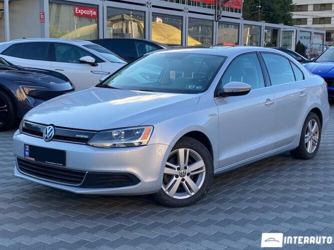 Volkswagen Jetta 2012 doar la InterAuto