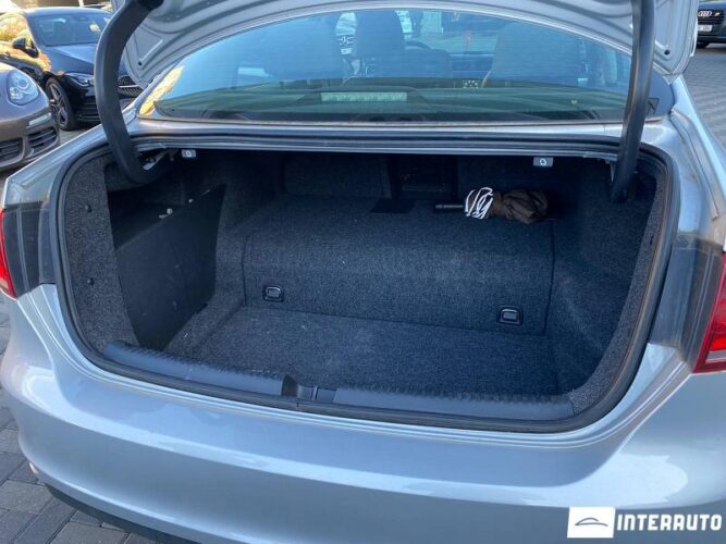 volkswagen Jetta 2012