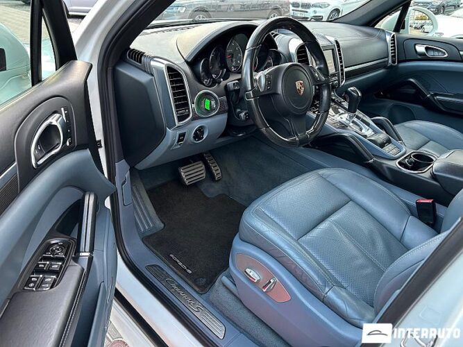 porsche Cayenne S Hybrid 2012