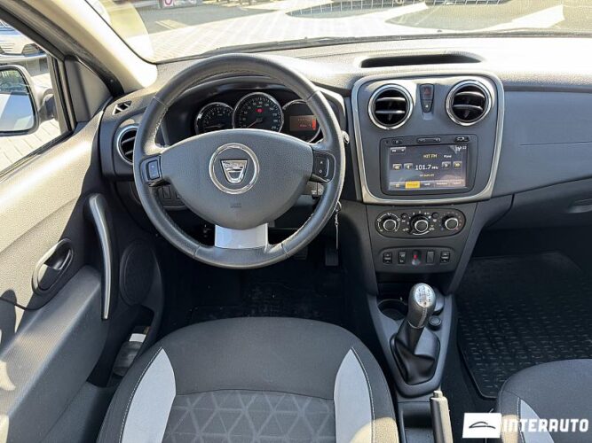 dacia Sandero Stepway 2015
