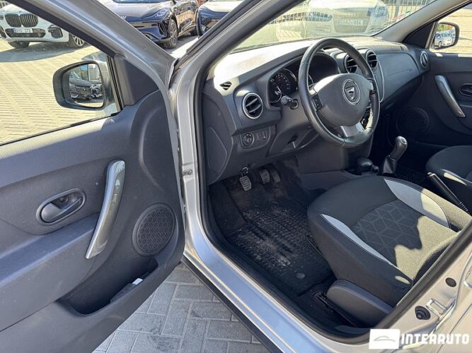 dacia Sandero Stepway 2015