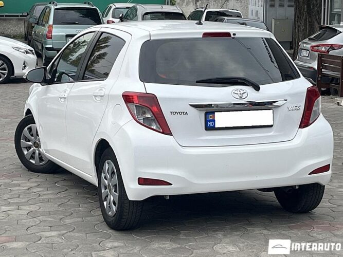 toyota Yaris 2013