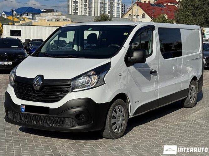 Renault Trafic 2016 doar la InterAuto