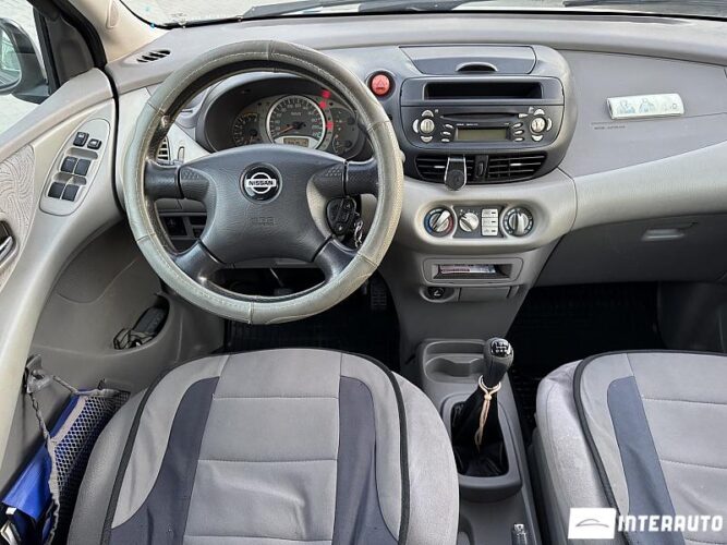 Nissan Almera Tino 43 nissan Almera Tino 2001