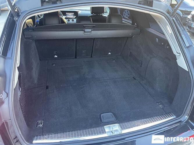 Mercedes E 220 44 mercedes E 220 2017