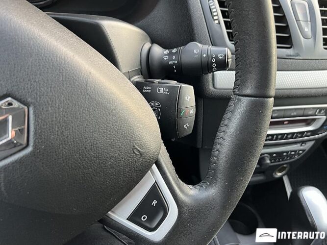 Renault Megane 44 renault Megane 2011