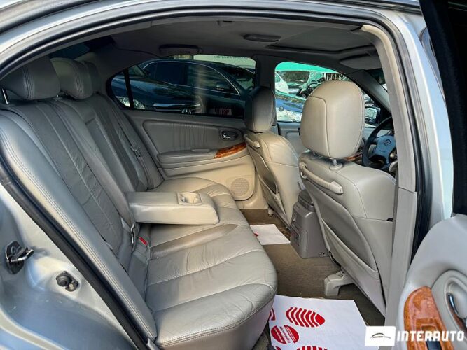 nissan Maxima 2002