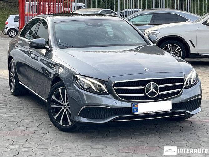 Mercedes E 300e 2019 doar la InterAuto