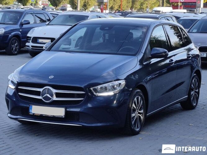 Mercedes B 180 2019 doar la InterAuto