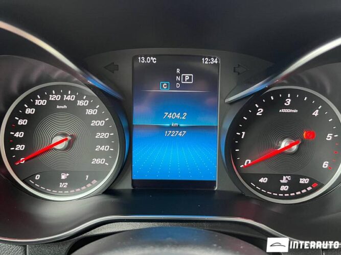 Mercedes GLC 220d 37 mercedes GLC 220d 2020