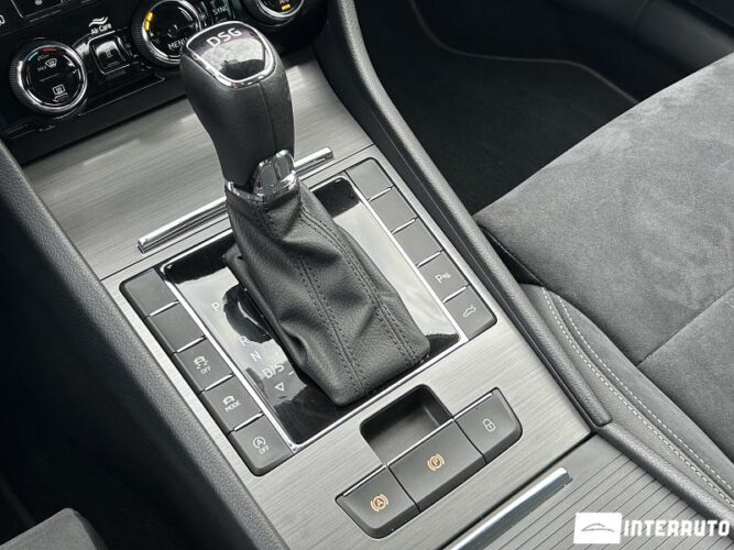 Skoda Superb 49 skoda Superb 2021