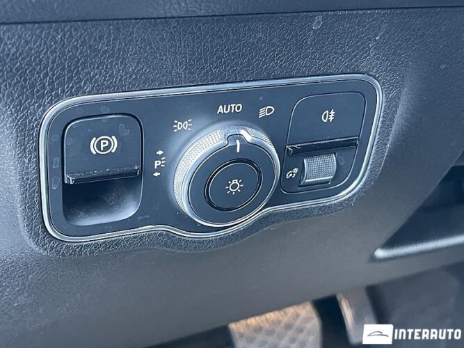 mercedes GLB 200d 2020