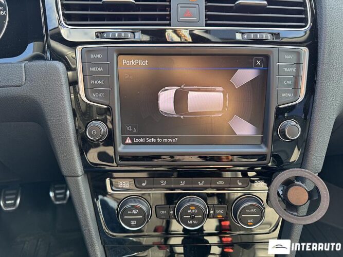 volkswagen Golf R 2017