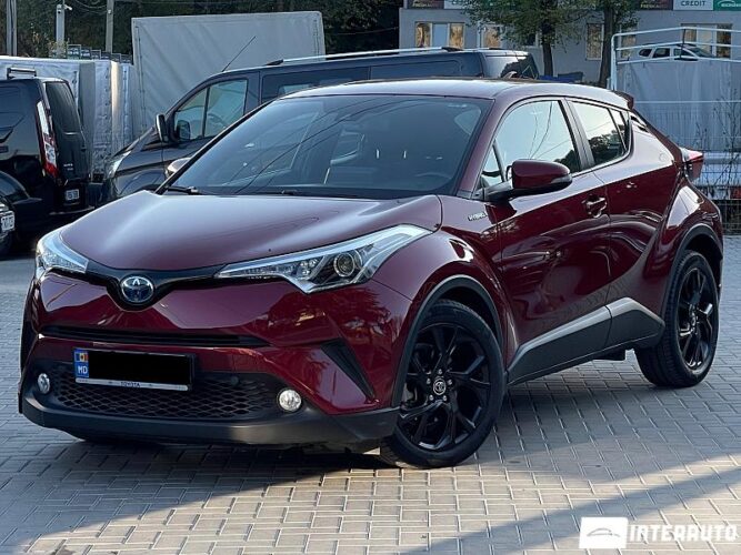 Toyota C-HR 2019 doar la InterAuto