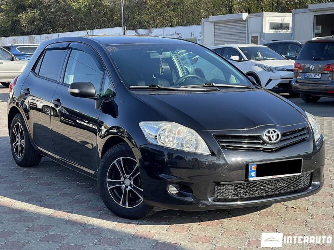 toyota Auris 2011