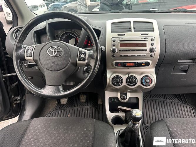 toyota Urban Cruiser 2009