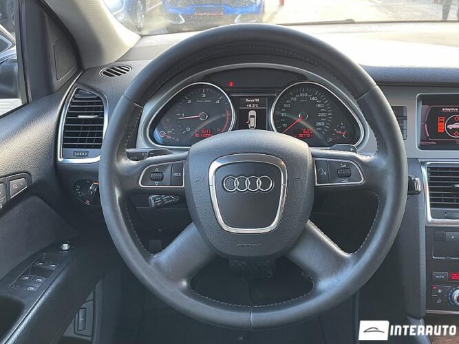 audi Q7 2011