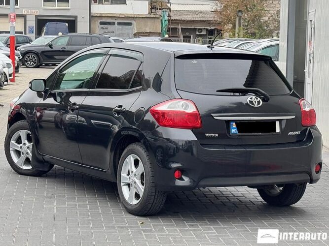toyota Auris 2010