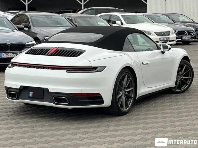 porsche 911 Carrera 2020