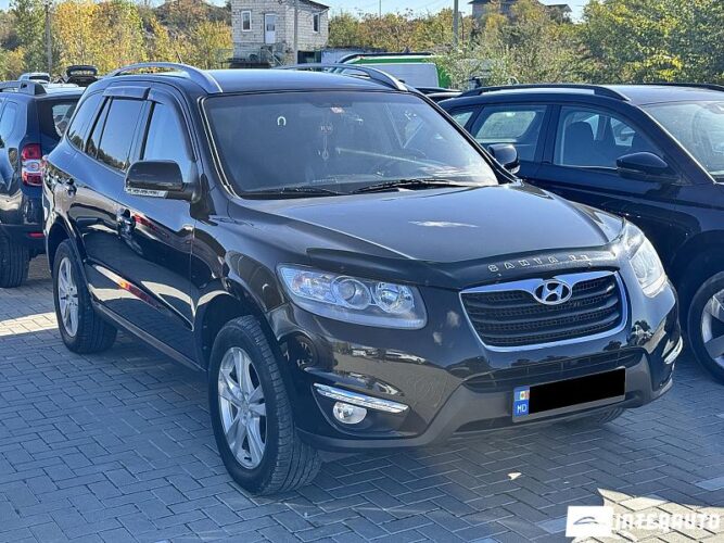 Hyundai Santa Fe 2010 doar la InterAuto