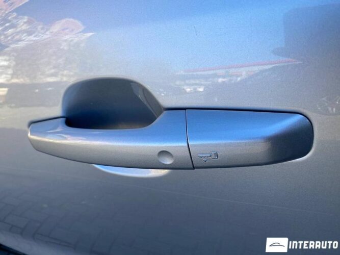 Jaguar F-Pace 38 jaguar F-Pace 2016