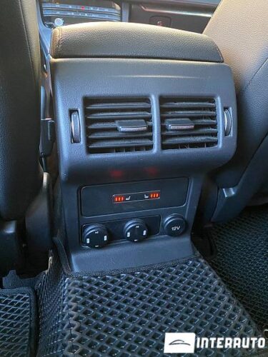 Jaguar F-Pace 52 jaguar F-Pace 2016