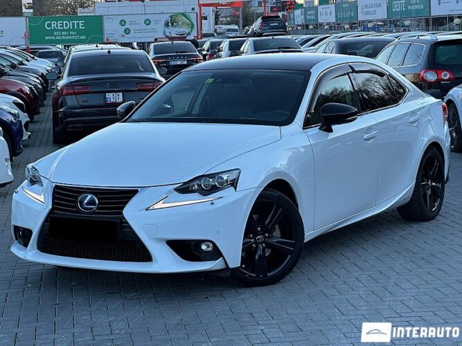 Lexus IS 300h 2014 doar la InterAuto