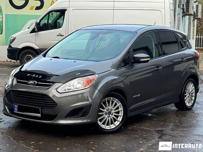 Ford C-MAX 2012 doar la InterAuto