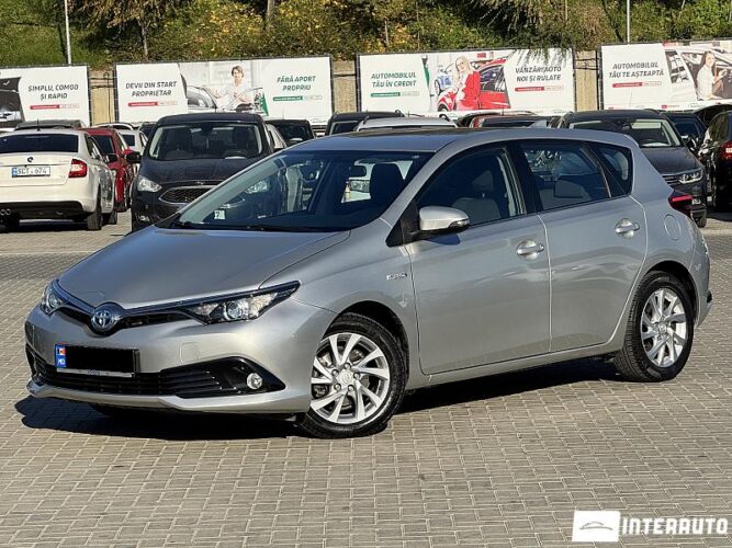 toyota Auris 2015