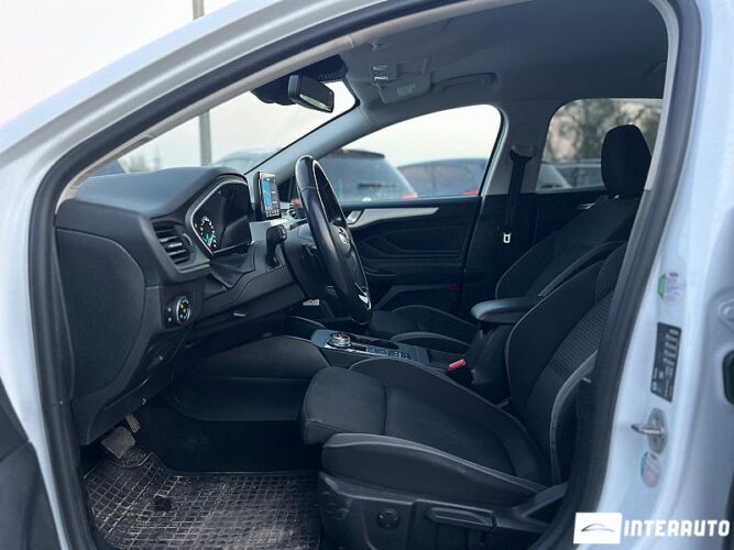 Ford Focus 28 ford Focus 2019