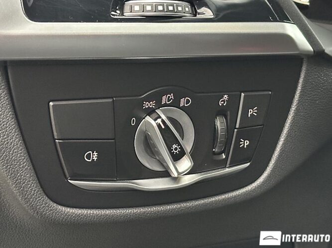 BMW X3 2.0D 53 bmw X3 2.0D 2021