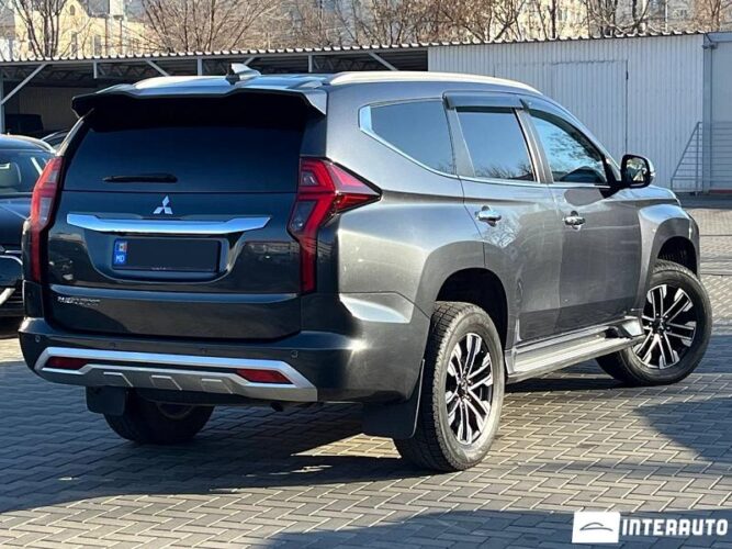 mitsubishi Pajero Sport 2021