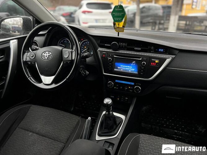 toyota Auris 2014