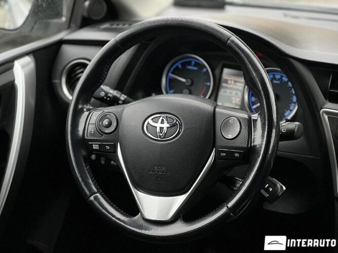toyota Auris 2014