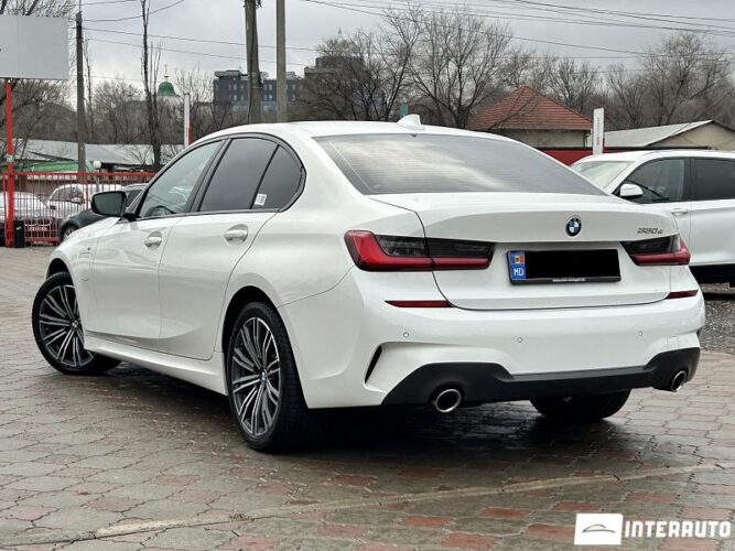 bmw 330E 2019