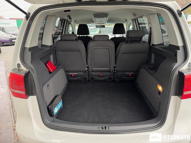 volkswagen Touran 2012