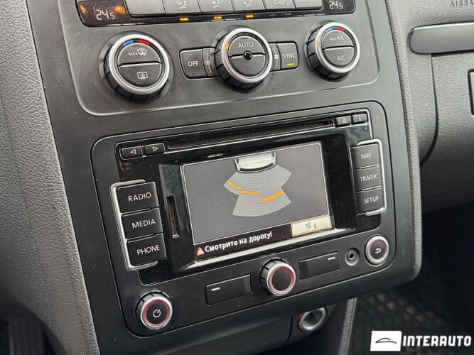 volkswagen Touran 2012