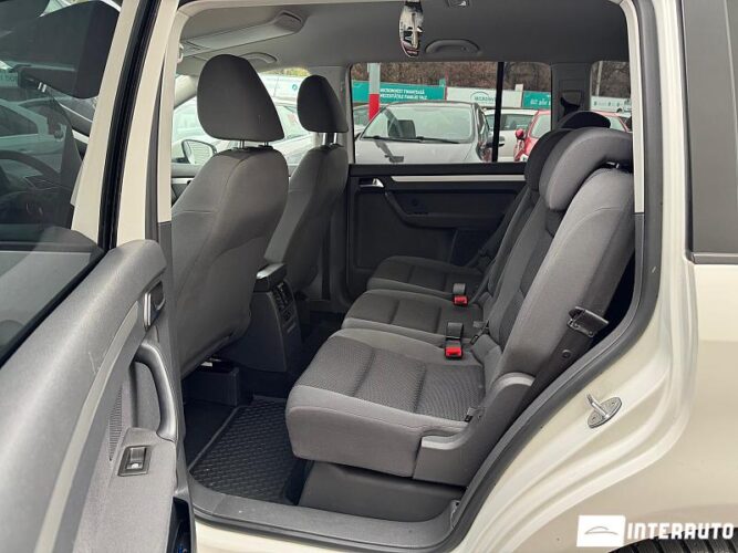 volkswagen Touran 2012