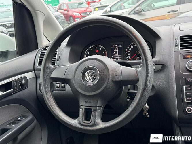 volkswagen Touran 2012
