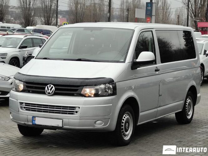 Volkswagen Transporter 2010 doar la InterAuto