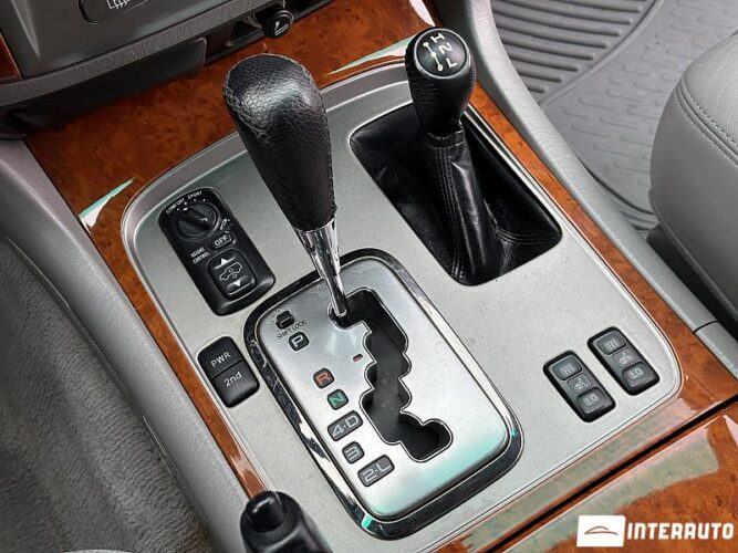 toyota Land Cruiser 2005