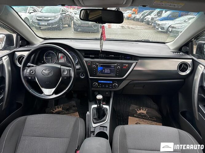 toyota Auris 2013