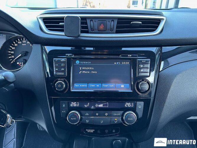 Nissan Qashqai 39 nissan Qashqai 2014