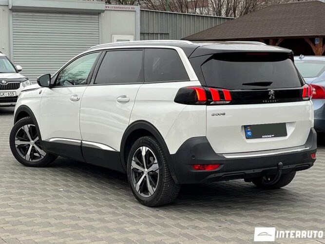 Peugeot 5008 32 peugeot 5008 2020