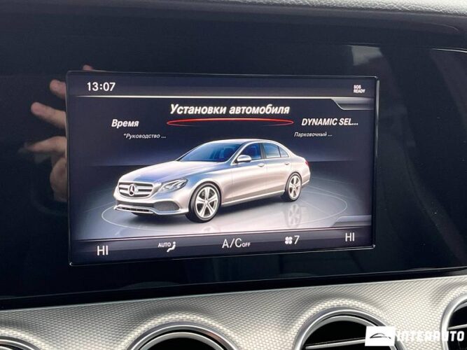 Mercedes E 220 40 mercedes E 220 2017