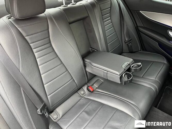 Mercedes E 220 48 mercedes E 220 2017