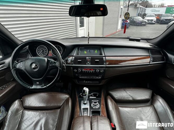 bmw X5 4.0D 2010