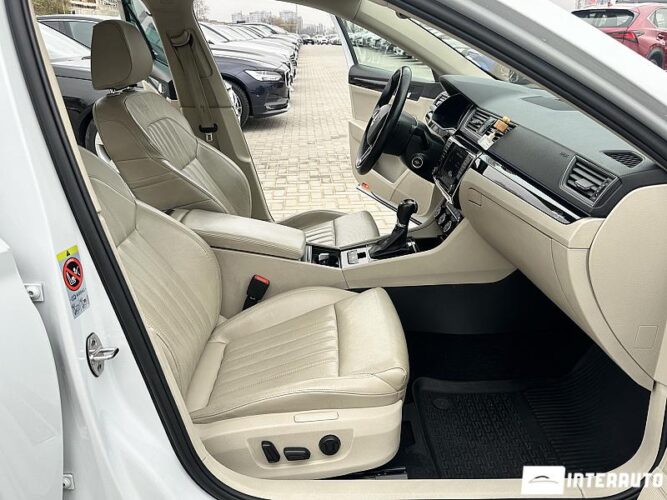 Skoda Superb 51 skoda Superb 2015