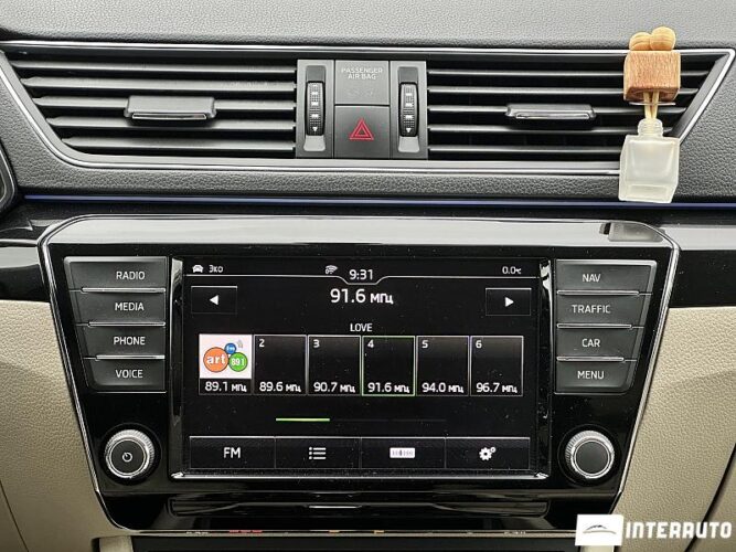 Skoda Superb 44 skoda Superb 2015